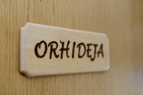 Apartments Orhideja