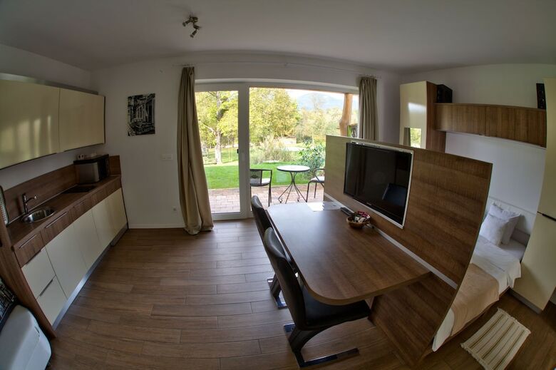 Pr`fik Apartments
