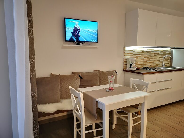Pr`fik Apartments