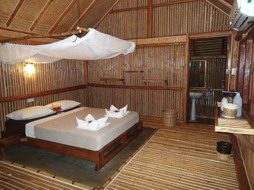 Hotel Bamboo Hideaway Resort