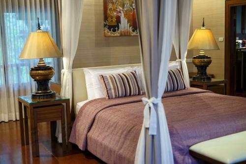 Hostal Khum Nakorn Villa