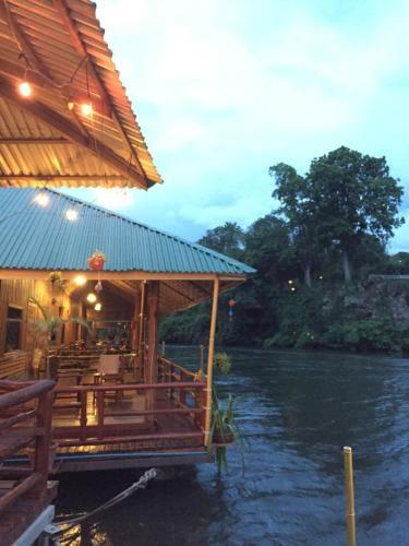 Hotel Mek Kiri Riverkwai Resort