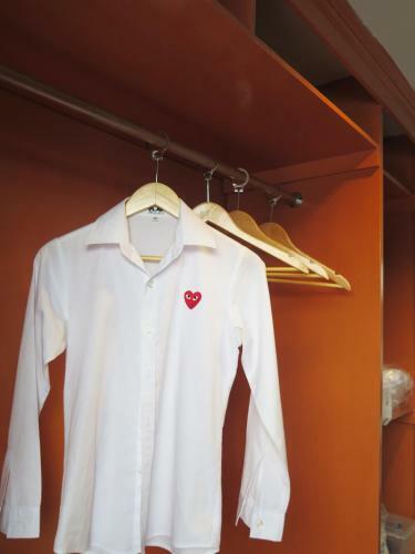 Hostal Your Place Inn Surin