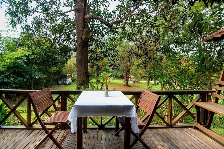 Hotel Banviewnam Camping & Resort