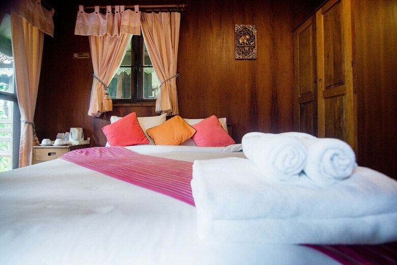 Hotel Banviewnam Camping & Resort