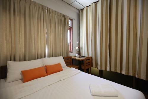 Banana Hostel
