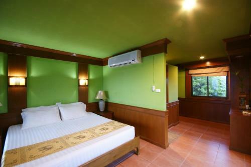 Hotel Sea Breeze Resort