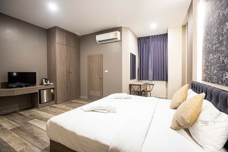 Hotel Tara Park Resotel