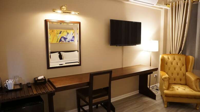 Taris Art Hotel Phrae