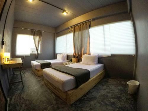 Albergue Dinba Poshtel