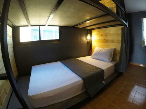 Albergue Dinba Poshtel