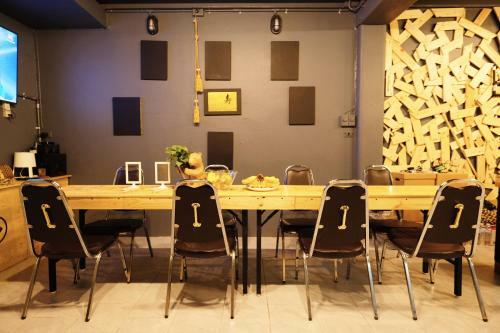 Albergue Dinba Poshtel