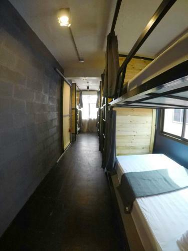 Albergue Dinba Poshtel