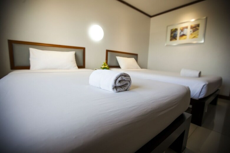 Friday Hotel