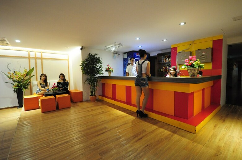 Friday Hotel