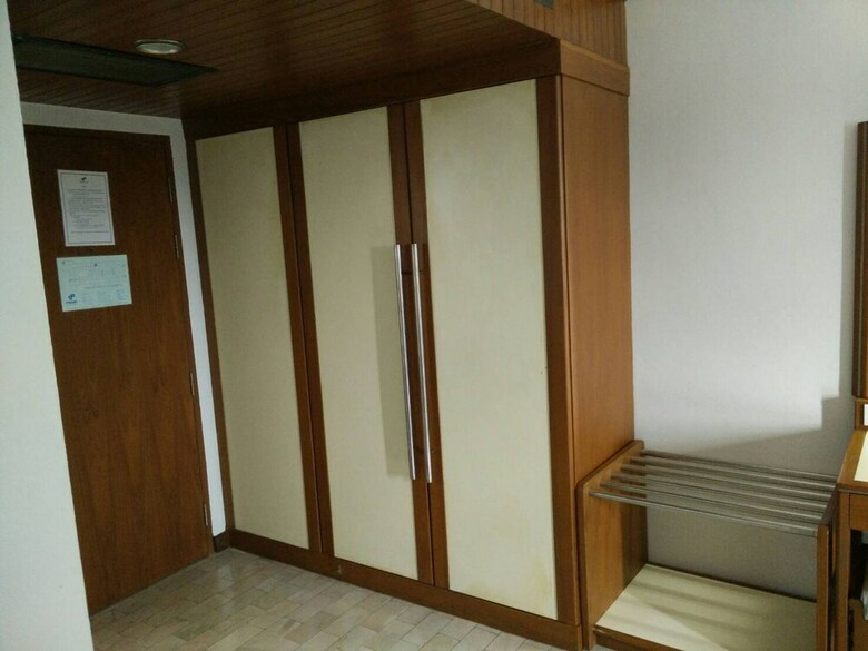 Friday Hotel