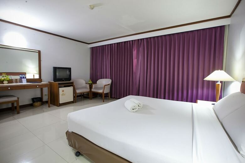 Friday Hotel