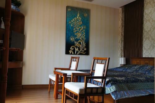 Hostal Rimtalay Angsila Guesthouse