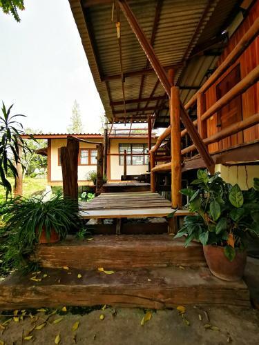 Hostal Jorakae Samphan Resort