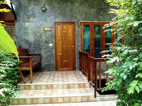 Hotel Nawiengkaeriverview Resort