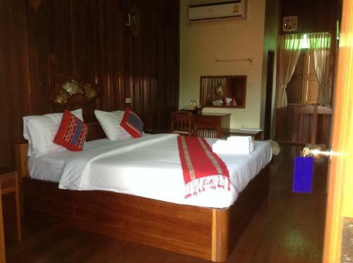Mitkhoonyoum Hotel