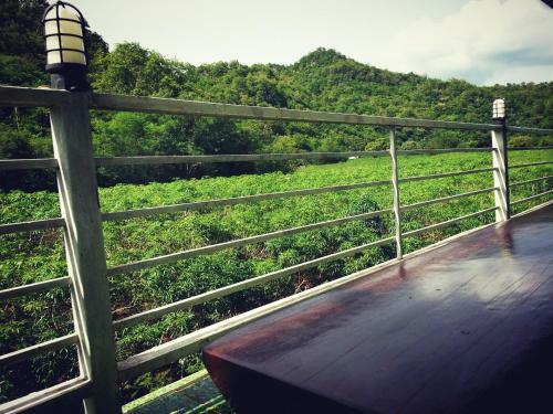 Hotel Baan Khaoneawdum