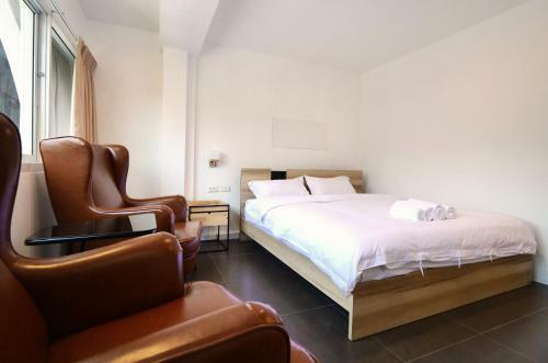 Breeze Hostel
