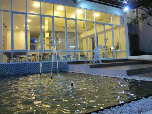 Hotel Plern Pailin Service Apartment