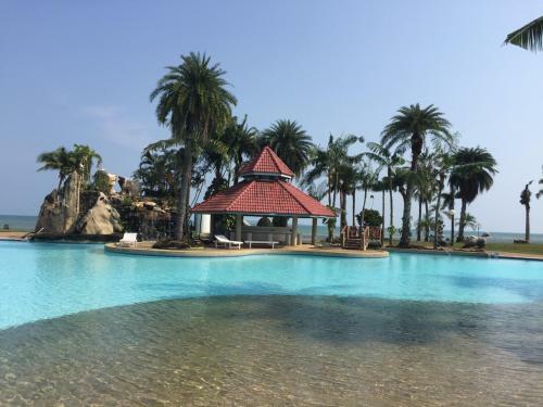 Hotel Rockgarden Beach Resort