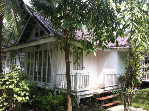 Hotel Young Coconut Garden Home Resort