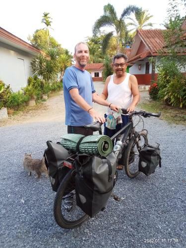 Hostal Baan Khunta Resort