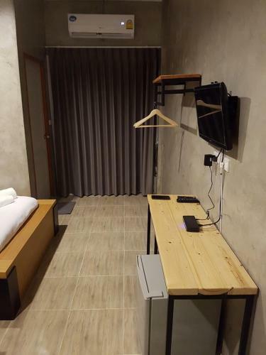 The Day Home Hotel