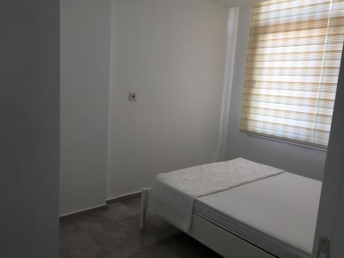 Mav?-yes?l Apart Hotel (t?san,mers?n)