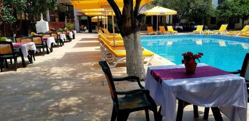 Hotel Palm Way Otel K���kkuyu