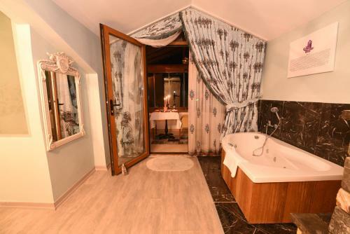 Hotel Kartepe K�?k�