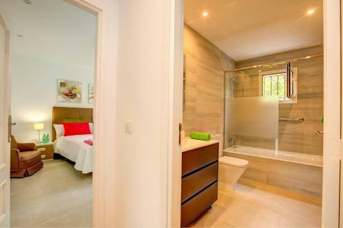 Doganyuva Villa Sleeps 6 Air Con