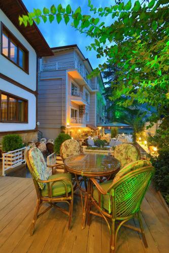 Lalehan Hotel