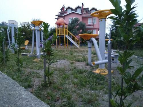 Triplex Yellow Villa For Families