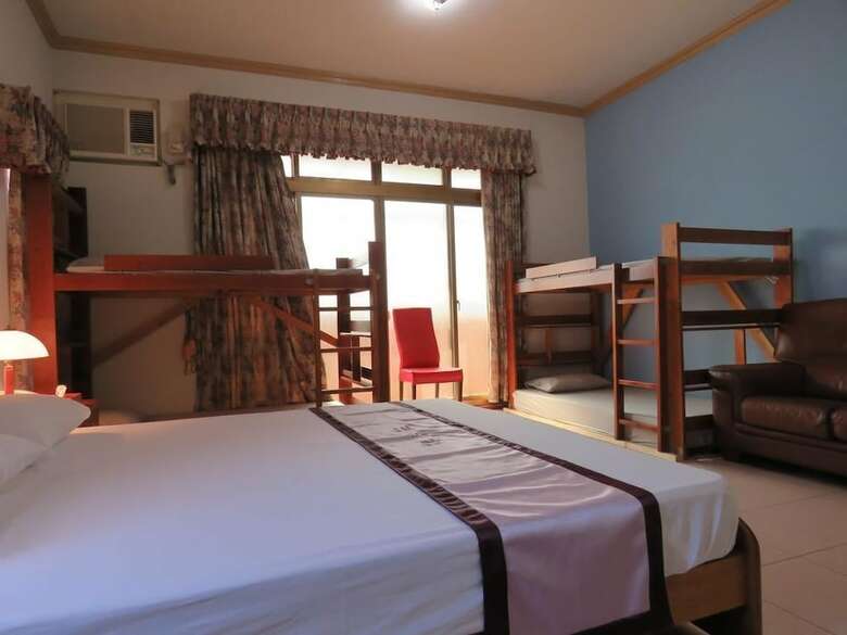 Hotel Hakka Inherited Host