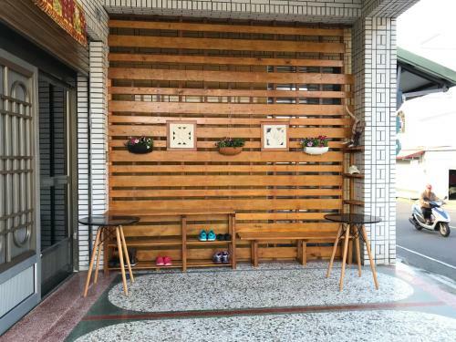 Instructor 818 Rooms Homestay