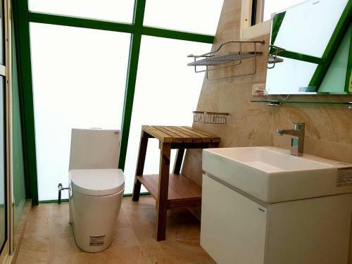 Shen Shan Lin Nai B&B