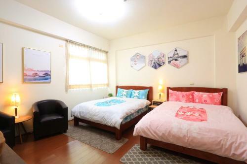 Villa Downshifters House