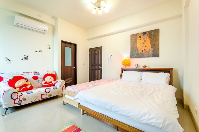 Hostal ?????