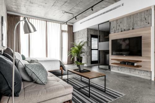 Crisscross Homestay