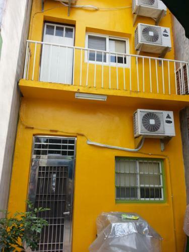 Hostal Backstreet Inn