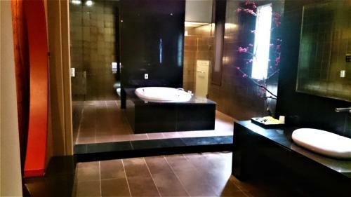 Her Home Spa Motel Xinying