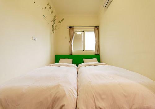 Backpacker B&B