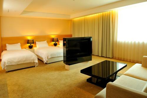 Asia Emperor Hotel
