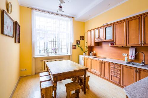 Apartment On Valova 9