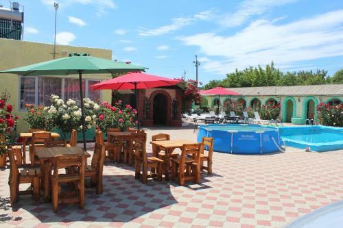 Hostal Arbuz Guest House